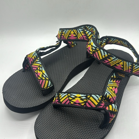 Teva Women’s colorful Sandals - Picture 7 of 7